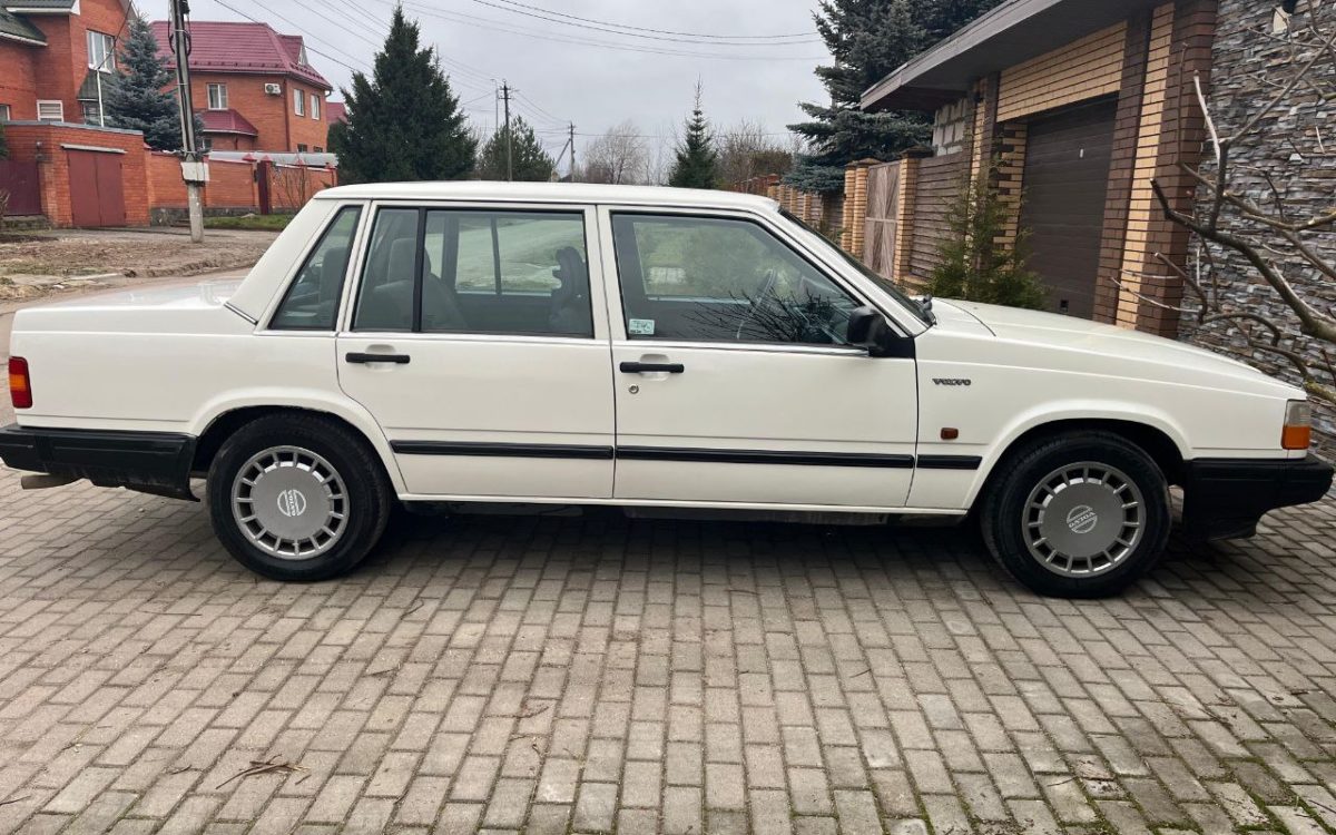 Volvo 740