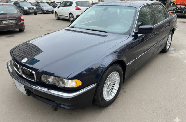 BMW 750L E38
