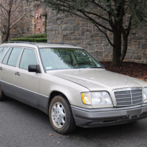 Mercedes-Benz E220 W124