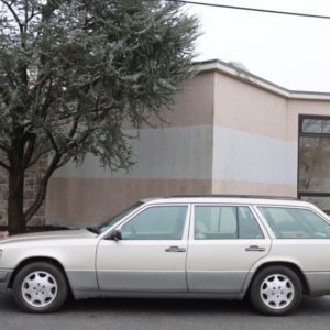 Mercedes-Benz E220 W124